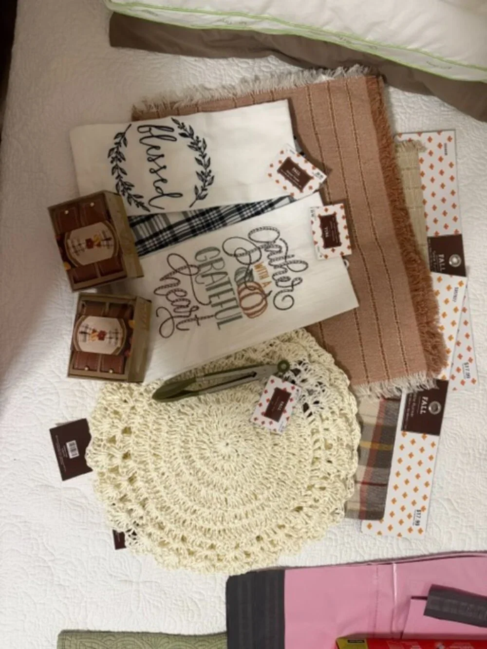 Fall Thanksgiving Table Decor Bundle Placemats Runner Towels Napkin Rings NWT